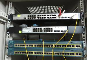 2-dlink-sw.jpg